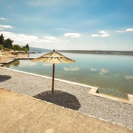 Apartmani Mala Sirena マスレニツァ エクステリア 写真