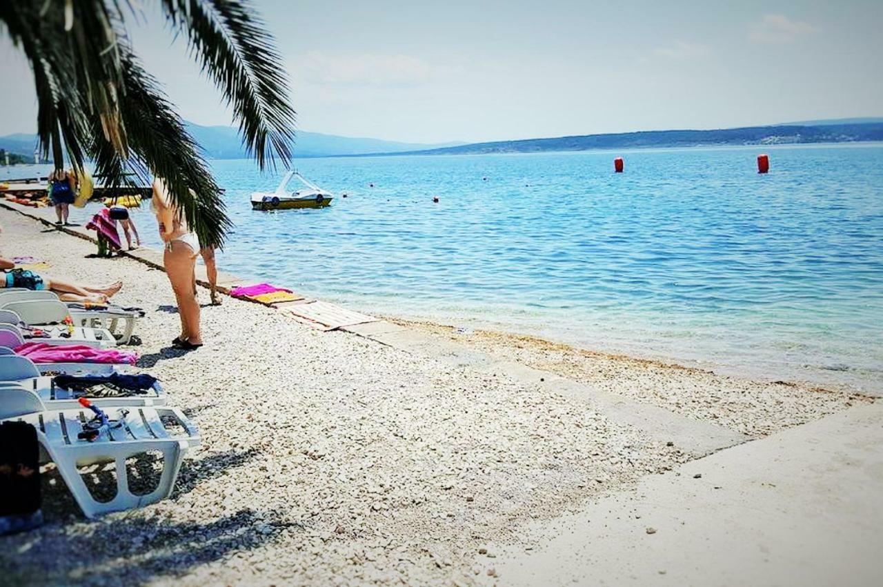 Apartmani Mala Sirena マスレニツァ エクステリア 写真